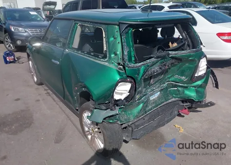 2024 Mini Cooper Cooper z USA, uszkodzony, nr VIN WMW13DJ01R2V03259